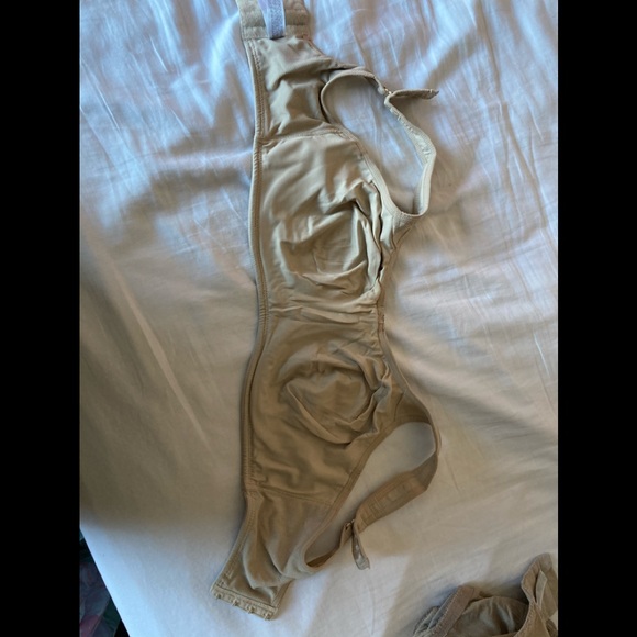 Like new Wacoal 34DDD Sports Bra - Picture 1 of 2